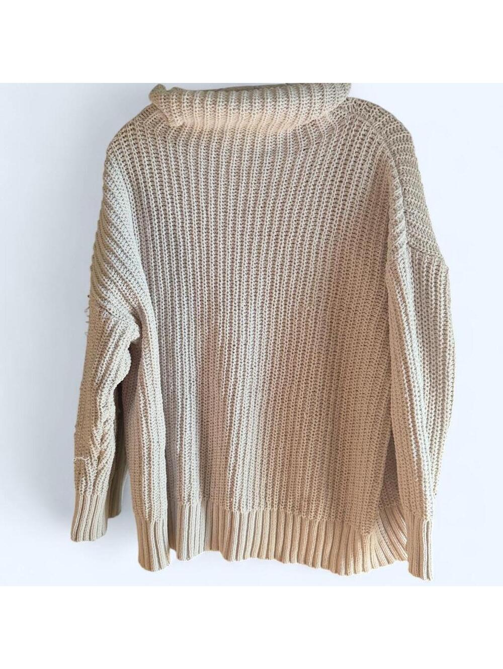 Aerie cream knit turtleneck sweater in a M